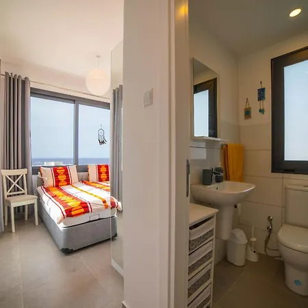 Apartment Welcoming In Luxurious Surroundings Kyrenia (Northern Cyprus)