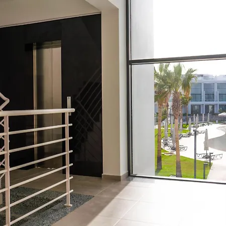 Welcoming In Luxurious Surroundings * Kyrenia (Northern Cyprus)
